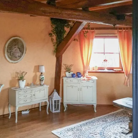 1 Bedroom Lovely In Nyaraló