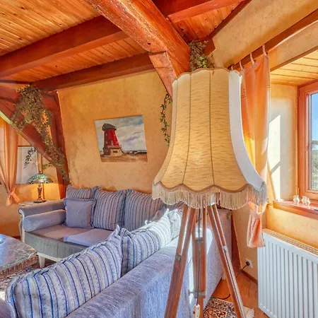 1 Bedroom Lovely In Nyaraló