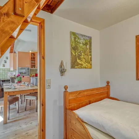 1 Bedroom Lovely In Nyaraló Neukalen